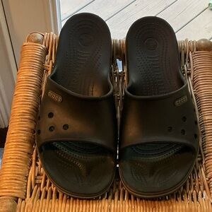 CROCS Classic Black Slide Sandals